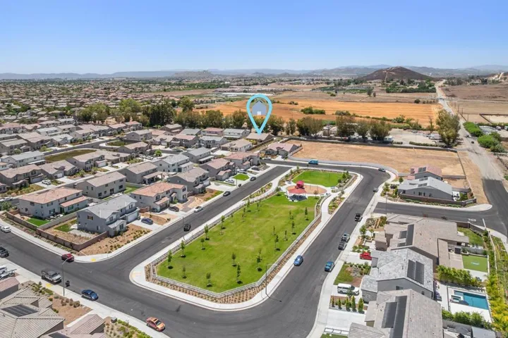 34092 Coventry Lane, Winchester, California 92596