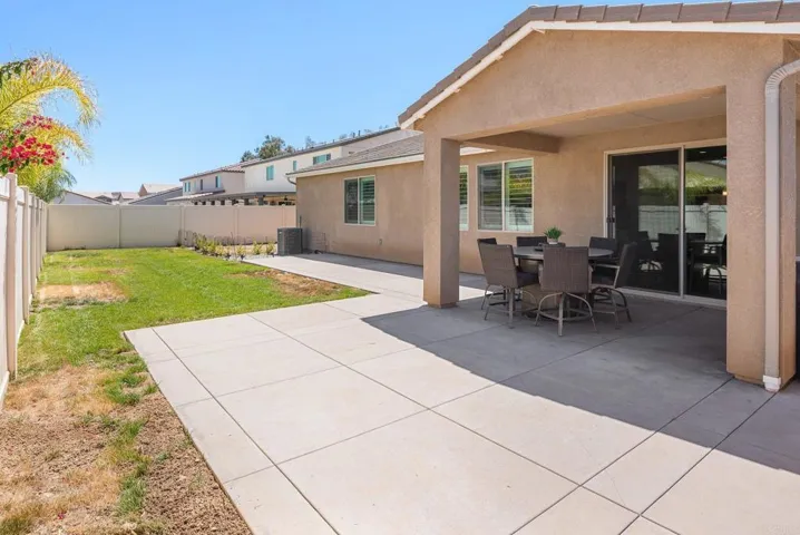34092 Coventry Lane, Winchester, California 92596