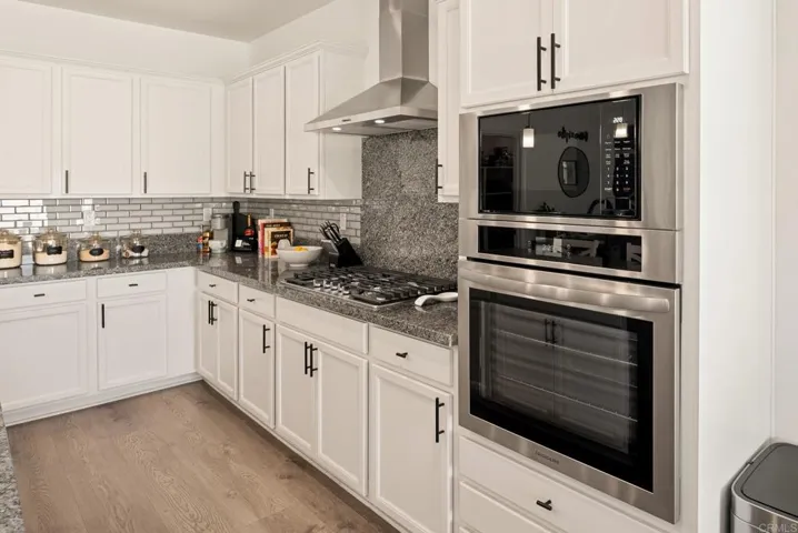 34092 Coventry Lane, Winchester, California 92596