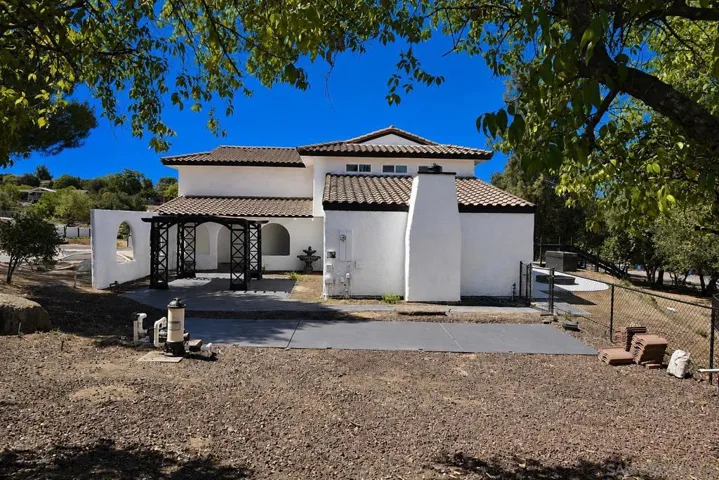 614 Sneath Way, Alpine, California 91901