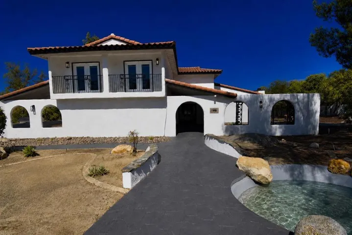 FRONT YARD WITH 3 TIER POND