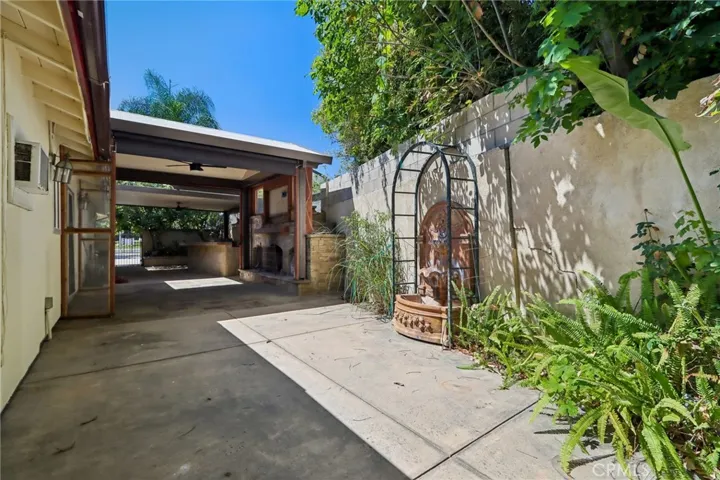 12312 Newport, Santa Ana, California 92705