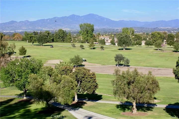 2312 Via Puerta B, Laguna Woods, California 92637