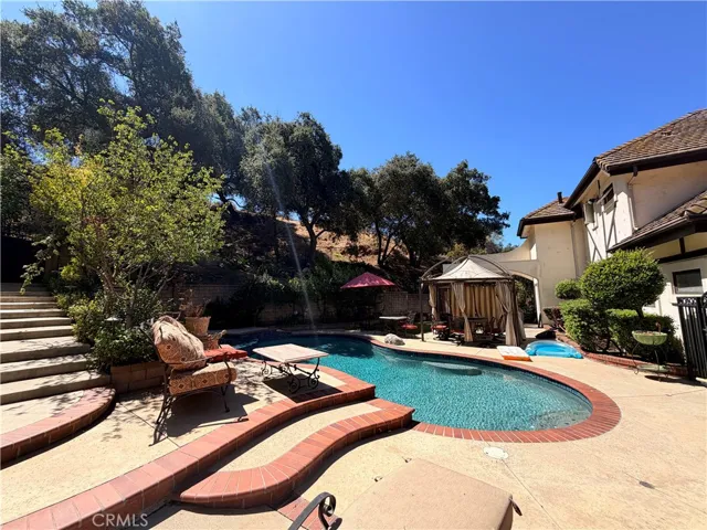 5190 Via Del Valle, La Verne, California 91750