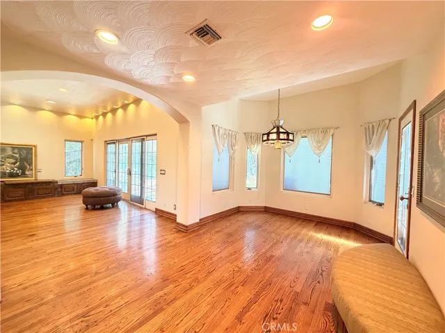 5190 Via Del Valle, La Verne, California 91750