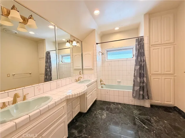 5190 Via Del Valle, La Verne, California 91750