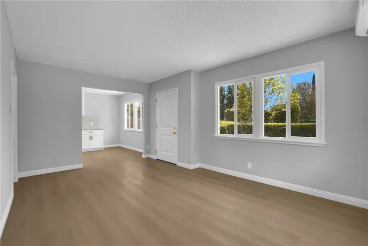 325 W Le Roy Avenue, Arcadia, California 91007