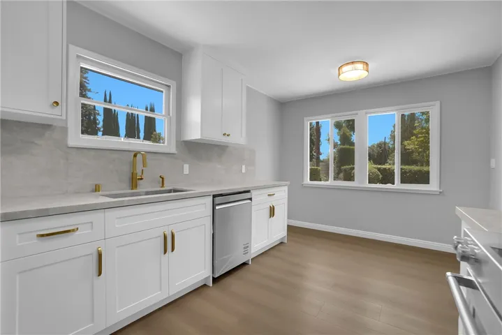 325 W Le Roy Avenue, Arcadia, California 91007