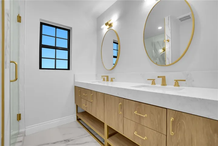 325 W Le Roy Avenue, Arcadia, California 91007
