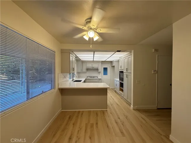 BREAKFAST ROOM & KITCHEN 1