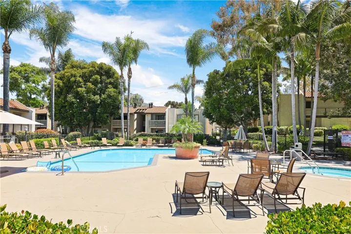9949 Azuaga G103, San Diego, California 92129