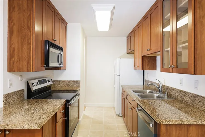 9949 Azuaga G103, San Diego, California 92129