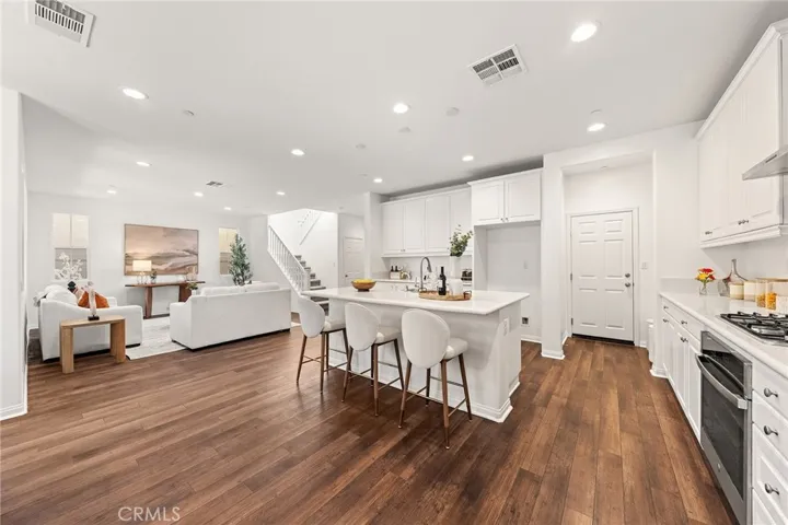 8757 Bay Laurel, Chino, California 91708