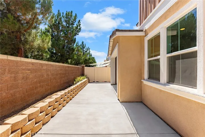 8757 Bay Laurel, Chino, California 91708