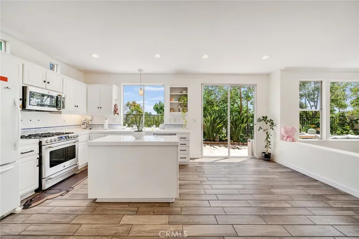 68 Colony Way, Aliso Viejo, California 92656