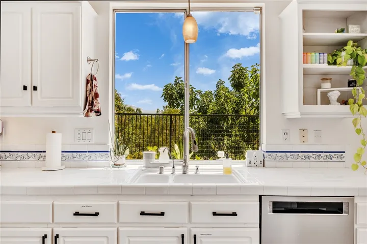 68 Colony Way, Aliso Viejo, California 92656