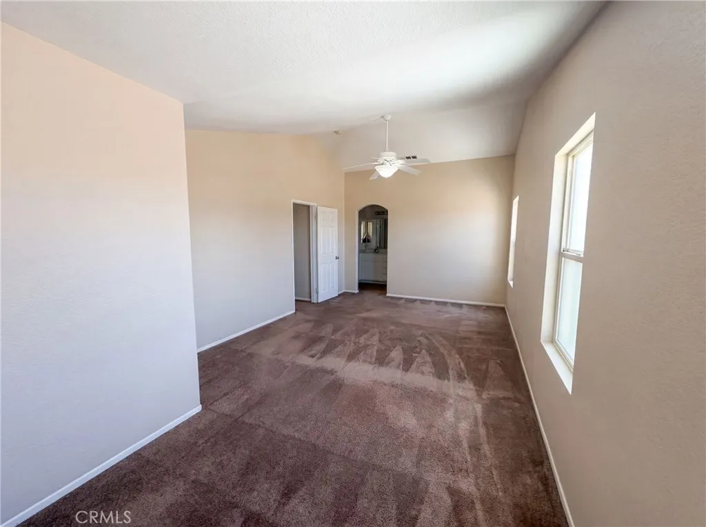 11401 Villa, Adelanto, California 92301 — photo 4