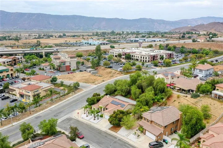 31600 Saddle Ridge Drive, Lake Elsinore, California 92532