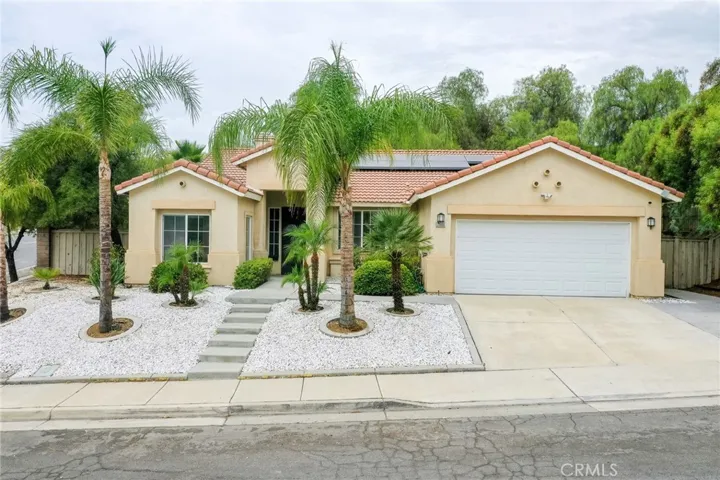 31600 Saddle Ridge Drive, Lake Elsinore, California 92532
