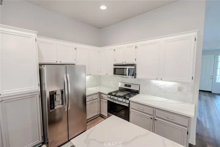 31600 Saddle Ridge Drive, Lake Elsinore, California 92532