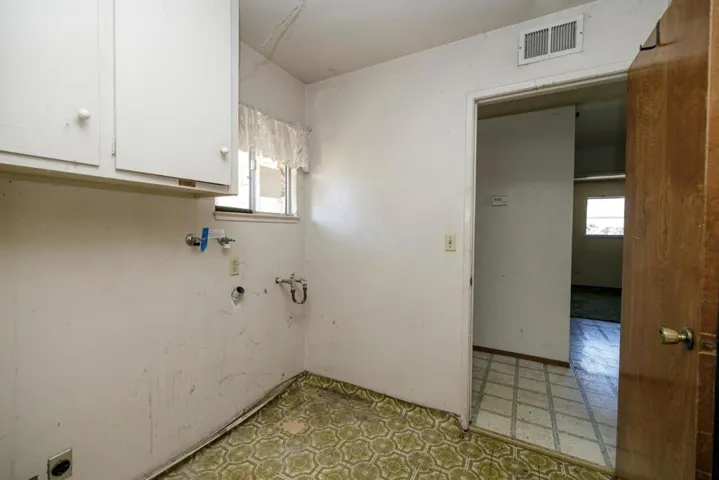 3217 Napier Drive, Modesto, California 95350