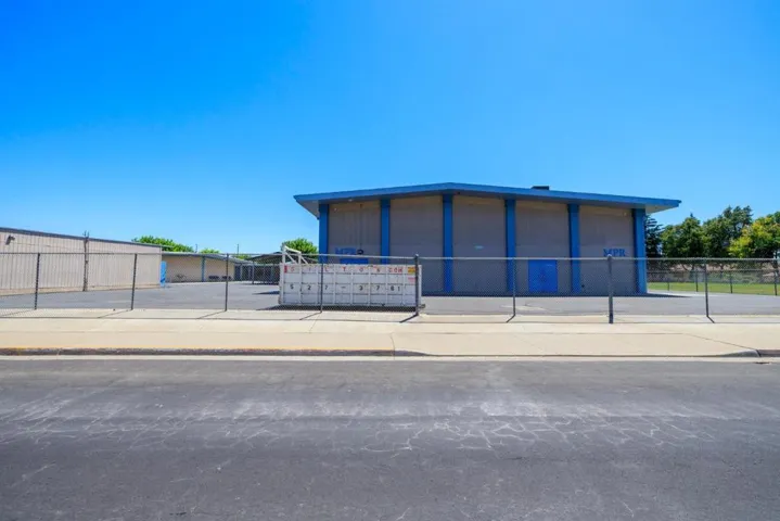 3217 Napier Drive, Modesto, California 95350