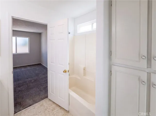 9712 Nipa, California City, California 93505