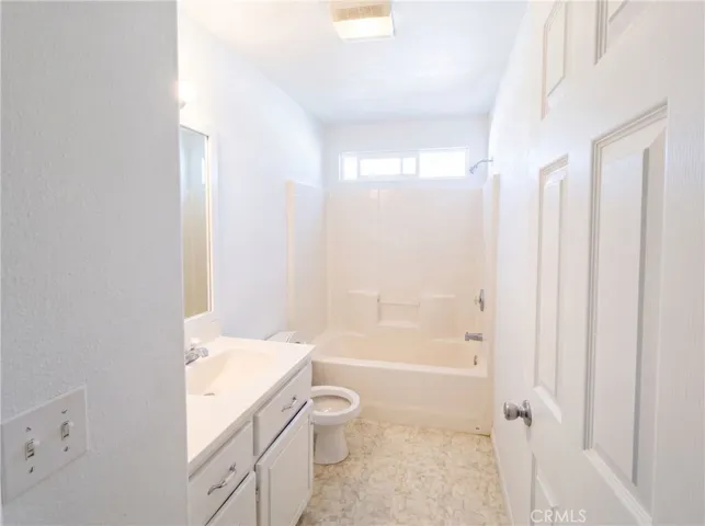 9712 Nipa, California City, California 93505