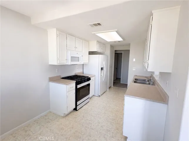 9712 Nipa, California City, California 93505