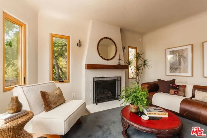 2709 Medlow Avenue, Los Angeles, California 90065