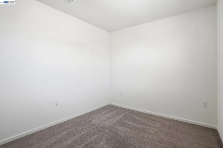 16047 Pirates Cove Ln, Lathrop, California 95330