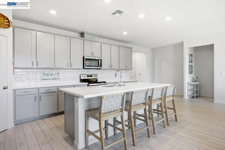 1012 Ramos Drive, Winters, California 95694