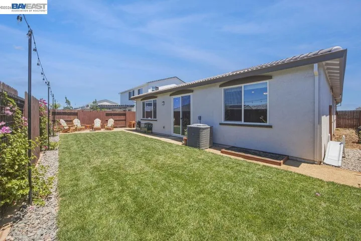 1012 Ramos Drive, Winters, California 95694