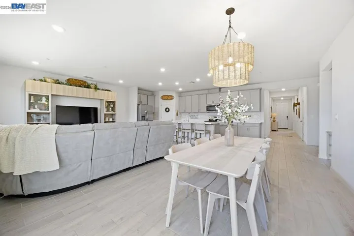 1012 Ramos Drive, Winters, California 95694