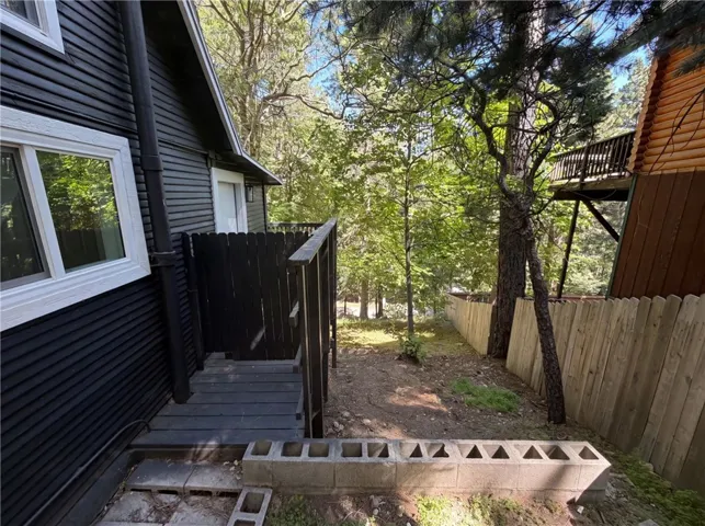 982 Oak, Crestline, California 92325