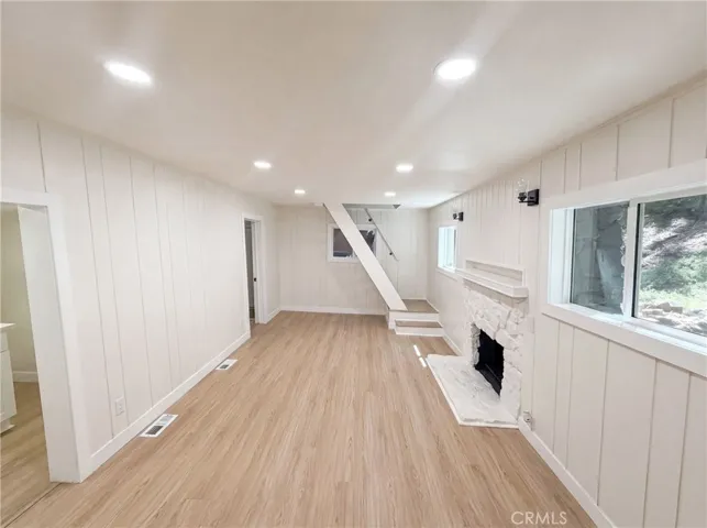 982 Oak, Crestline, California 92325