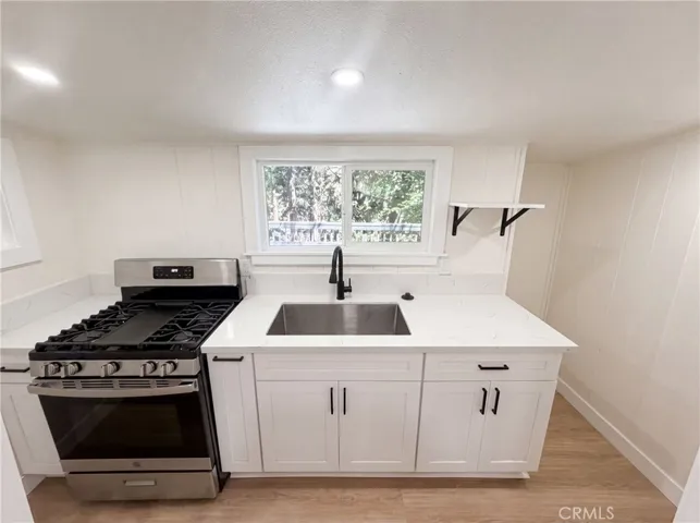 982 Oak, Crestline, California 92325
