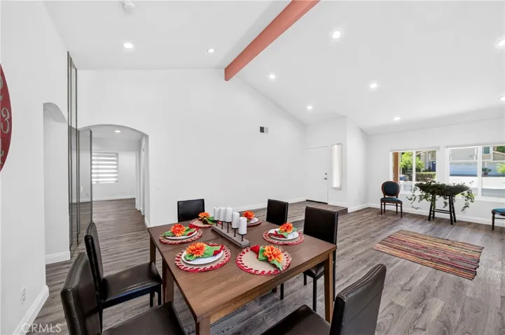 404 Continental Ct, Thousand Oaks, California 91320