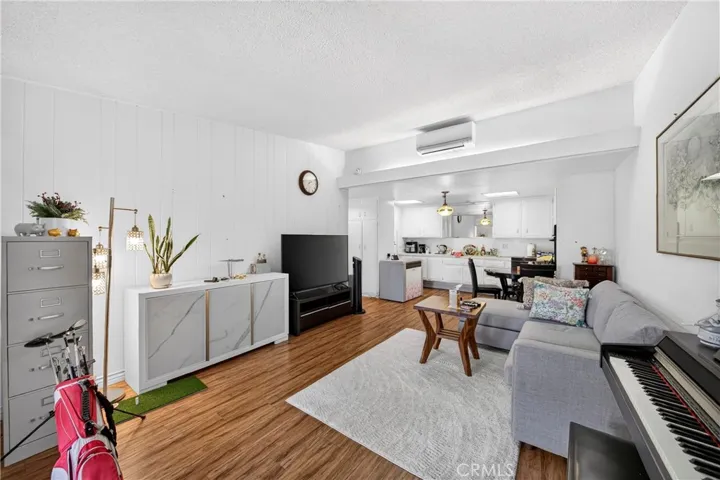 13730 Annandale Drive 32-i, Seal Beach, California 90740