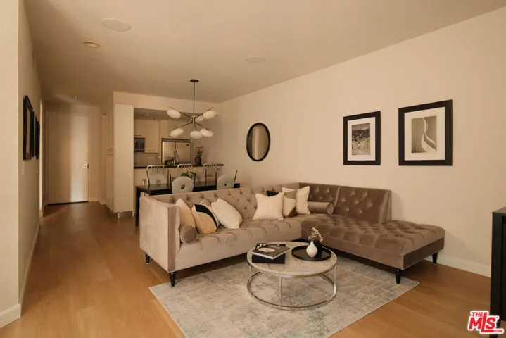 585 N Rossmore Avenue 508, Los Angeles, California 90004