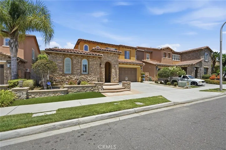 2829 Alamitos Rd, Brea, California 92821