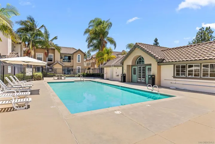 8654 New Salem 41, San Diego, California 92126