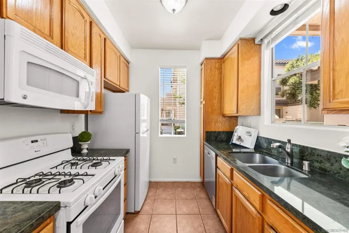 8654 New Salem 41, San Diego, California 92126