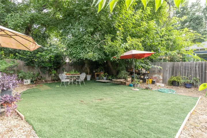 Carriage House Backyard