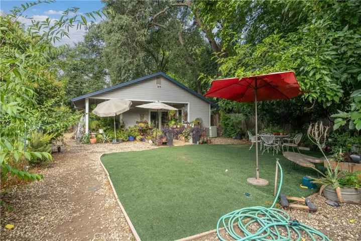 Carriage House Backyard