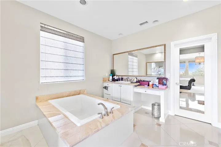 108 Fairgrove, Irvine, California 92618