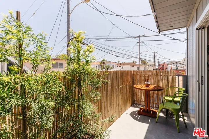 40 18th Avenue, Venice, California 90291