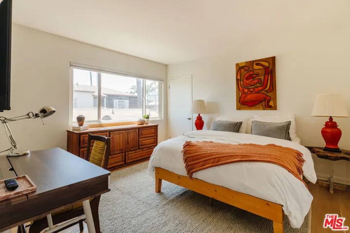 40 18th Avenue, Venice, California 90291