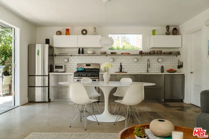 40 18th Avenue, Venice, California 90291