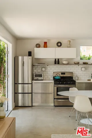 40 18th Avenue, Venice, California 90291